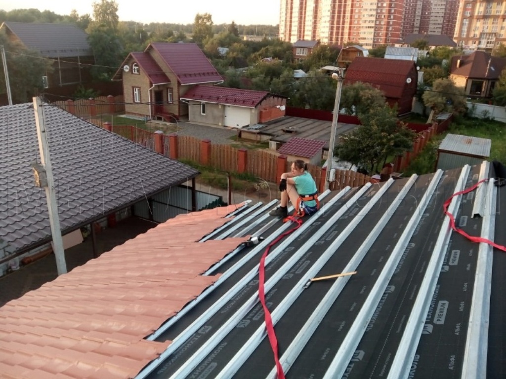 Металлочерепица Геркулес 8004 терракотовый Стальной Бархат от Центра Металлокровли в Владимире