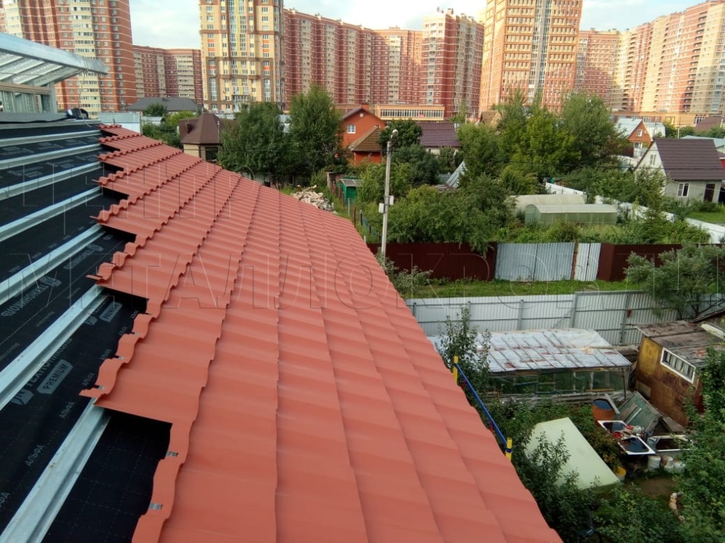 Металлочерепица Геркулес 8004 терракотовый Стальной Бархат от Центра Металокровли в Владимире